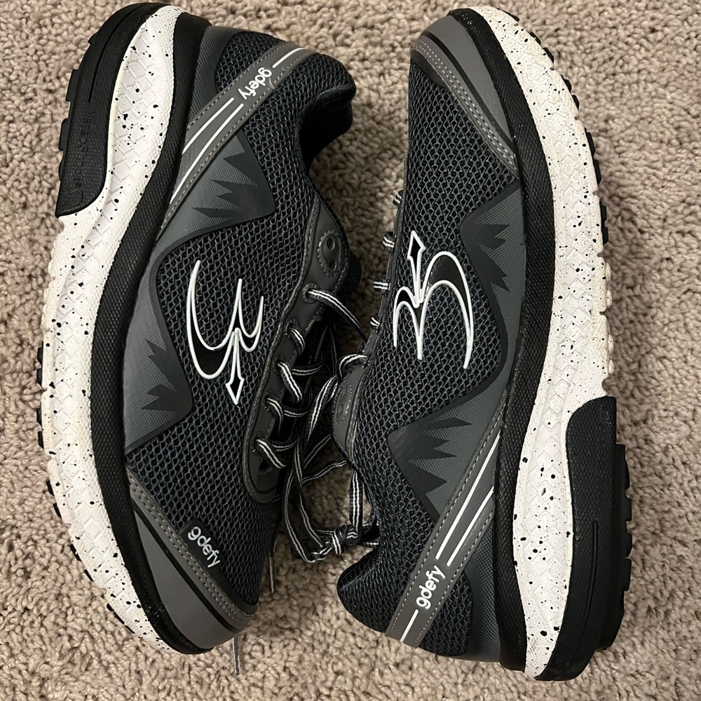 Gdefy Mighty Walk Gravity Defyer women’s size 10 gray and white sneakers - Picture 4 of 7